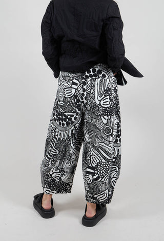 Balloon Trousers in Black Print - 3440114