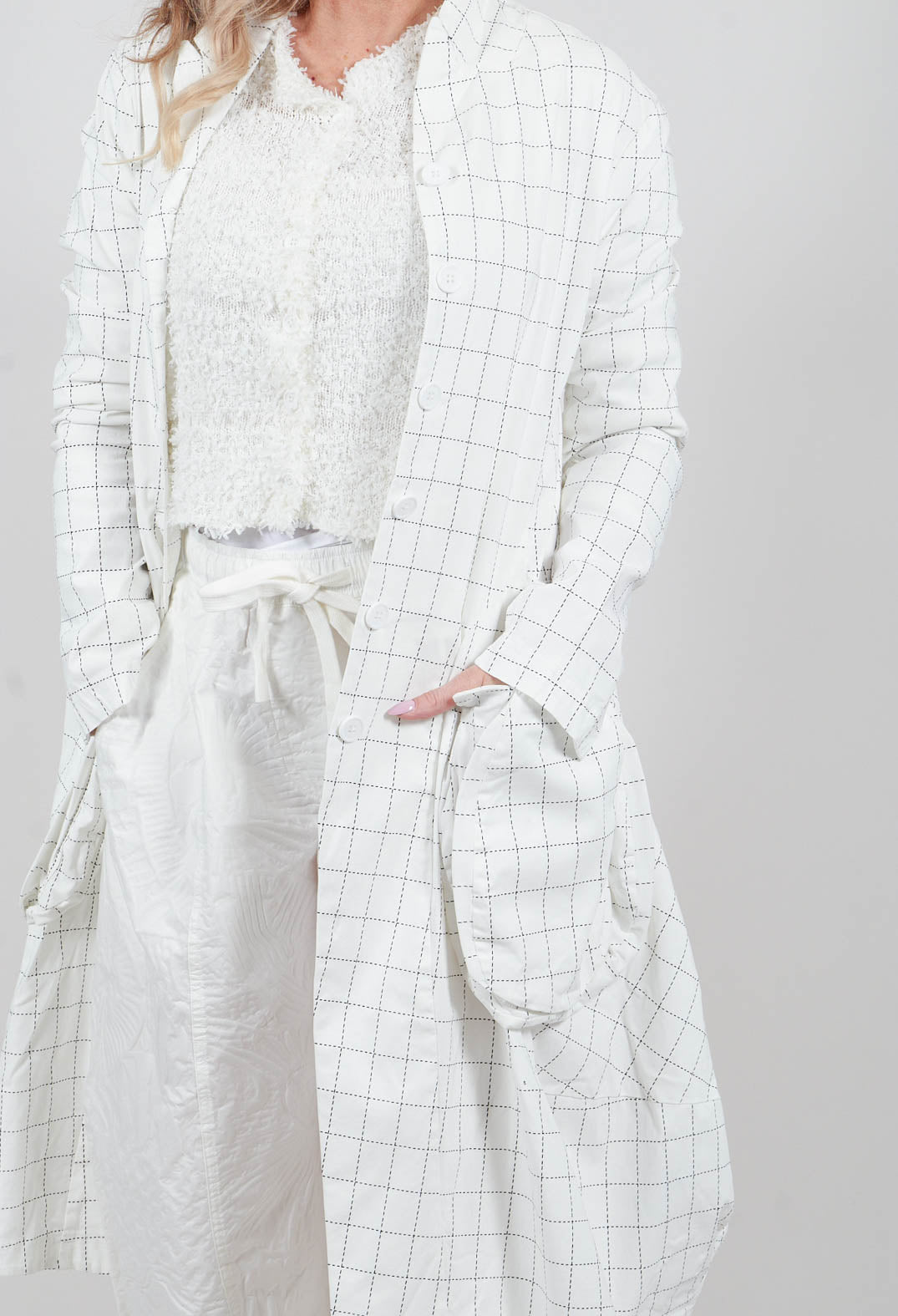Balloon Coat in Off White Check - 3441217