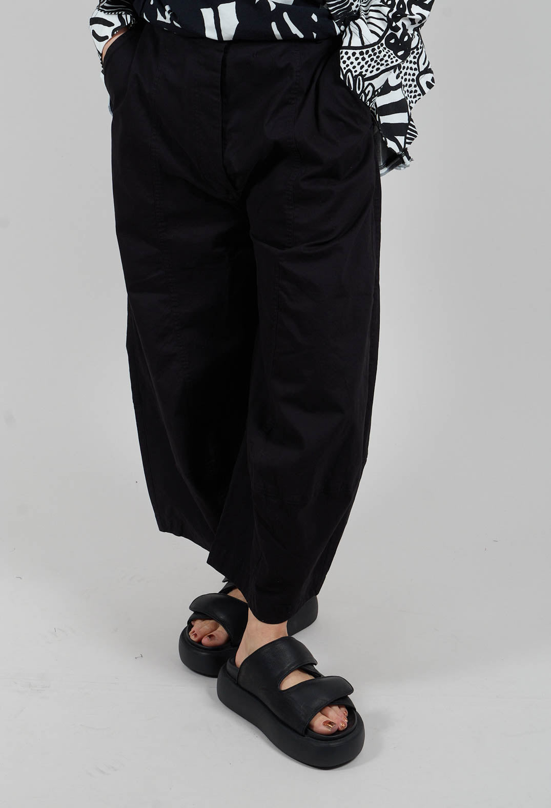 Tulip Hem Trousers in Black - 3490103