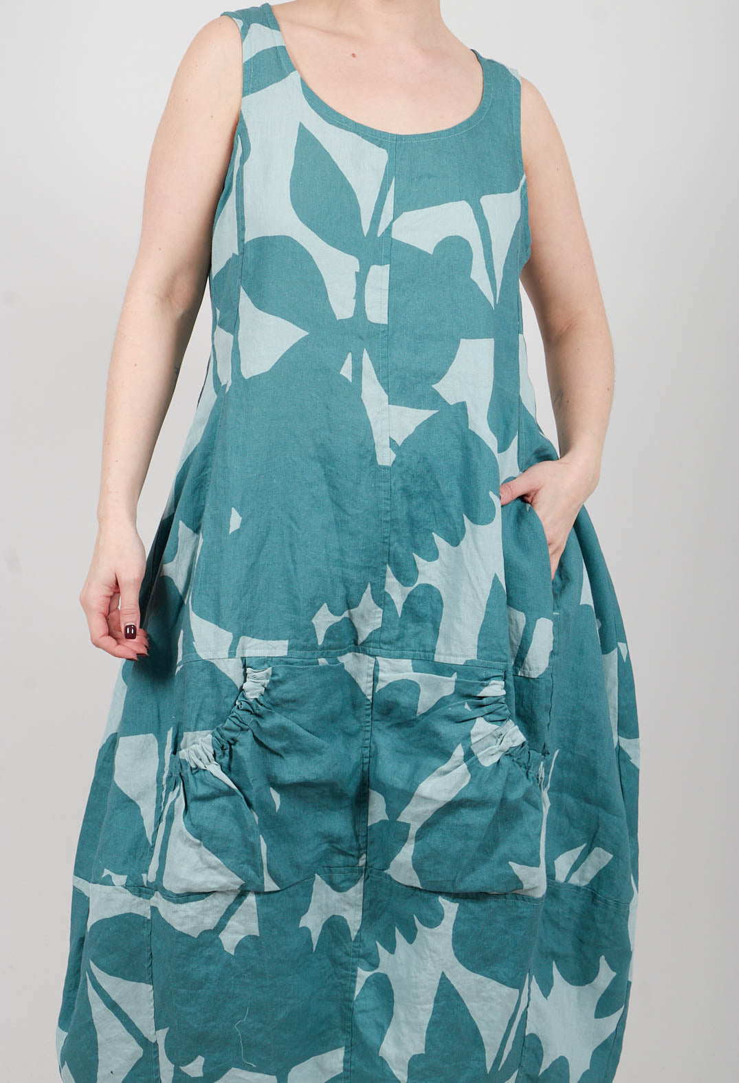 Linen Sleeveless Dress in Grass Print - 3550902