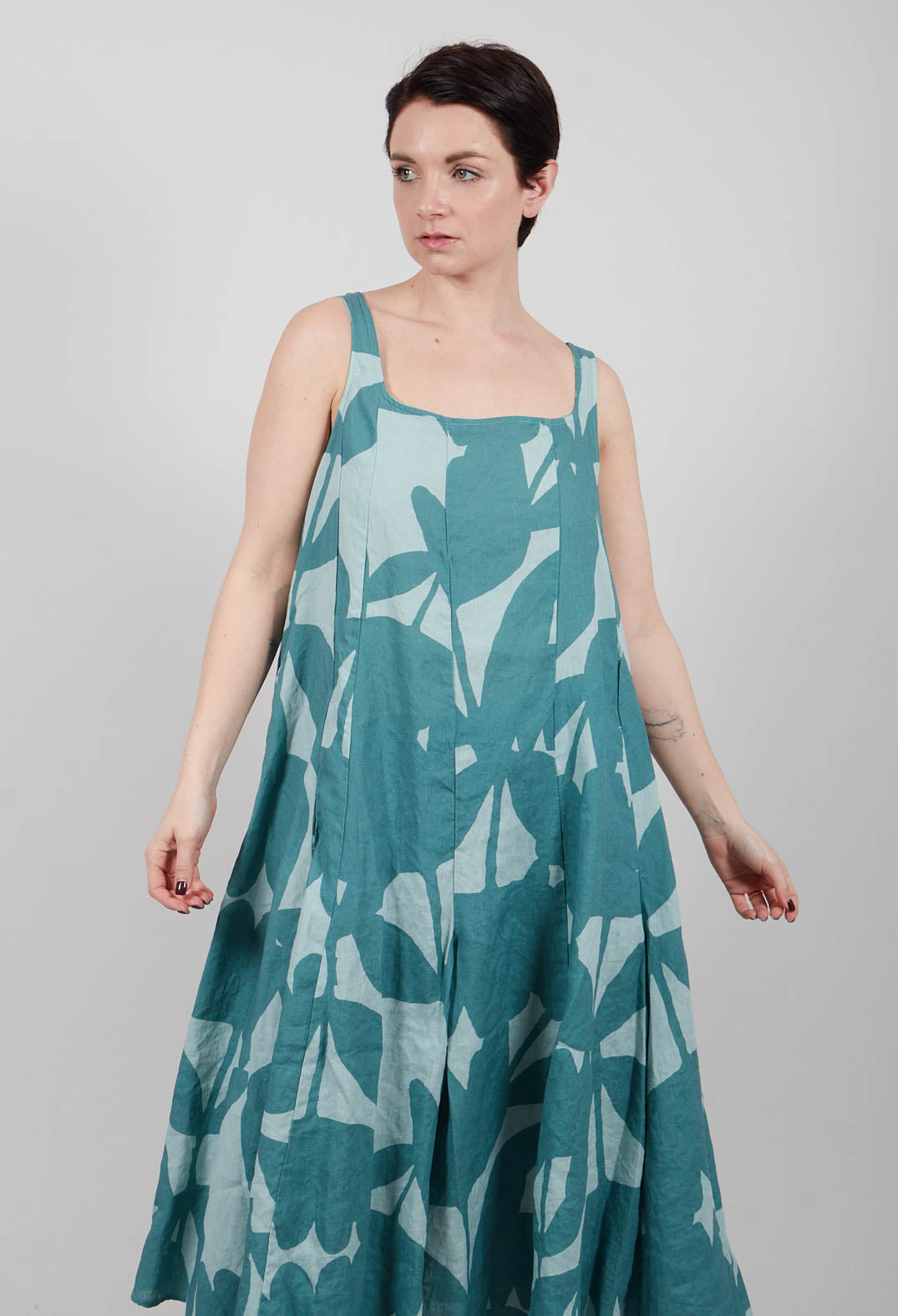 Linen Trapeze Dress in Grass Print - 3550907