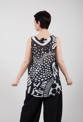 Sleeveless Top in Black Print - 3600802