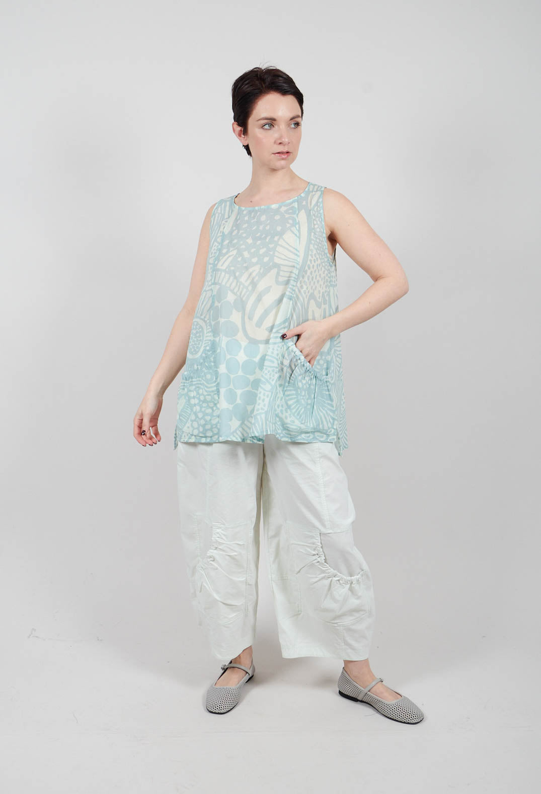 Sleeveless Top in Mint Lime Print - 3600802