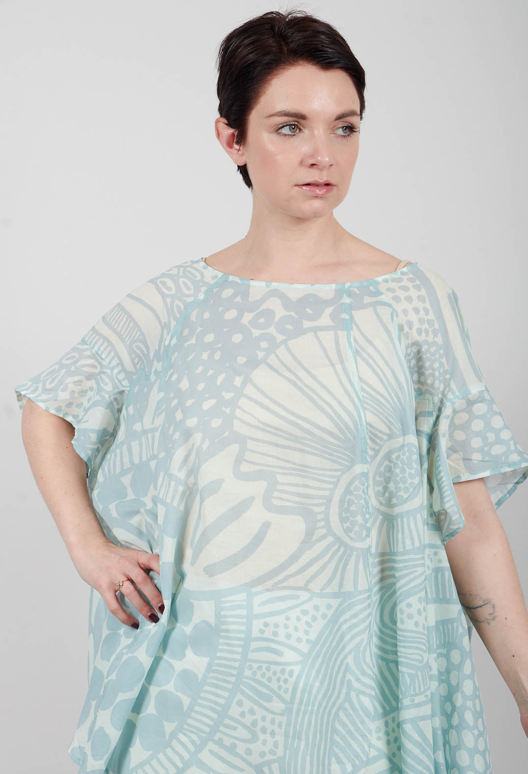 Lightweight Top in Mint Lime Print - 3600505