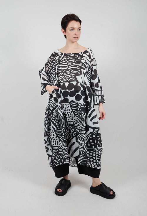 Lightweight Dress in Black Print - 3600906