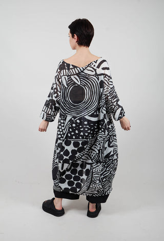 Lightweight Dress in Black Print - 3600906