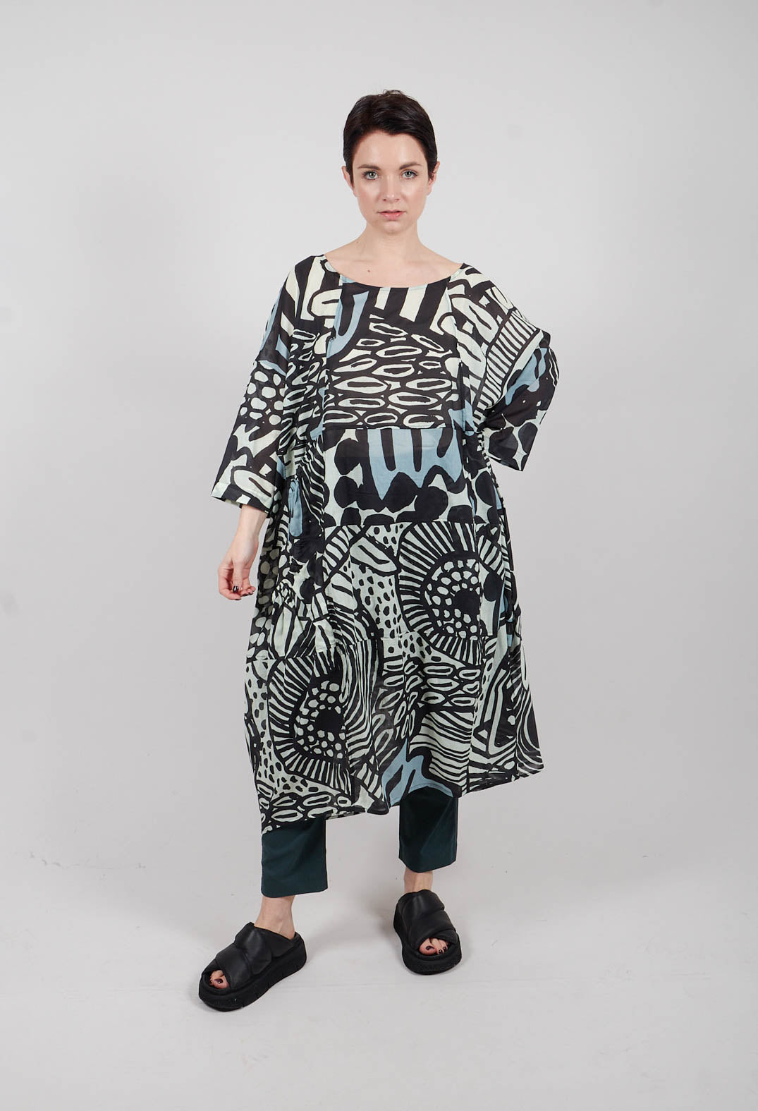 Lightweight Dress in Black Mint Lime Print - 3600906
