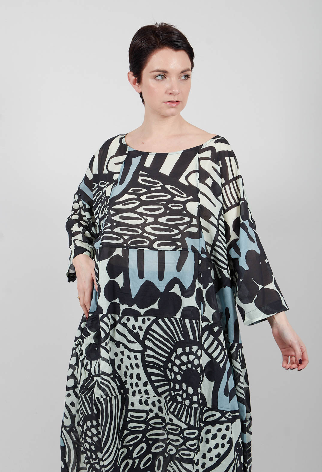 Lightweight Dress in Black Mint Lime Print - 3600906