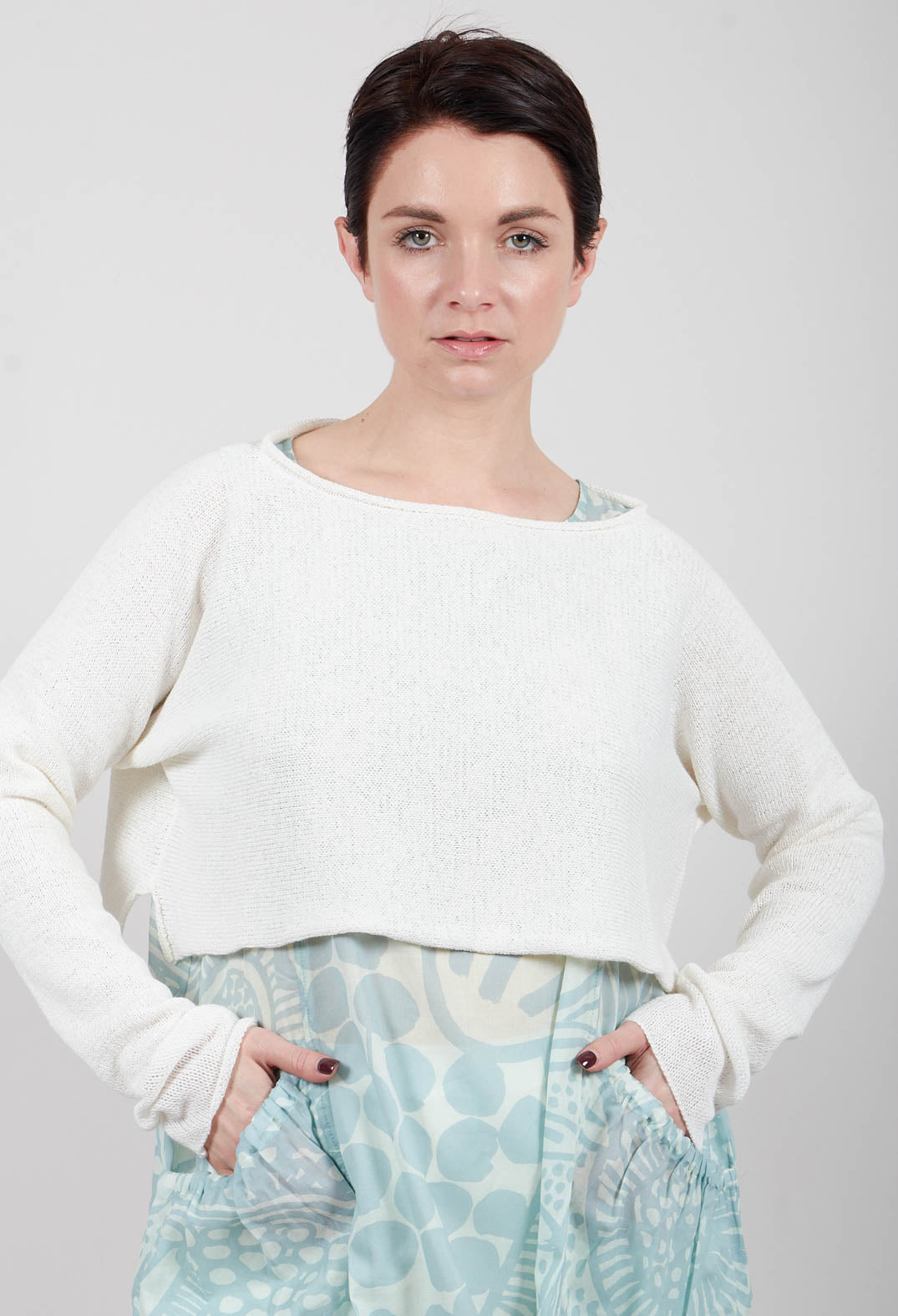 Cropped Pullover in Off White - 3720706