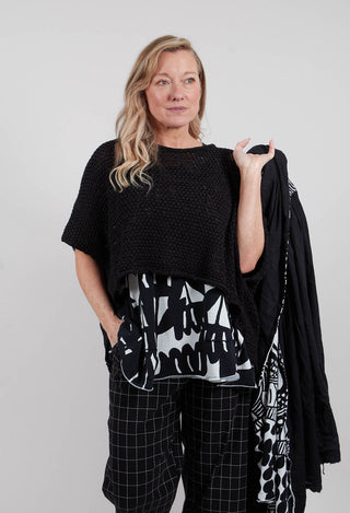 Relaxed Fit Jumper in Black - 3730702