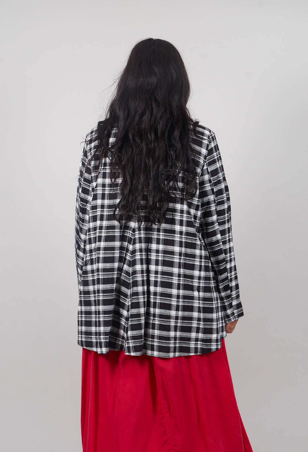 Plaid Shawl Swing Jacket in Black and White Quadro