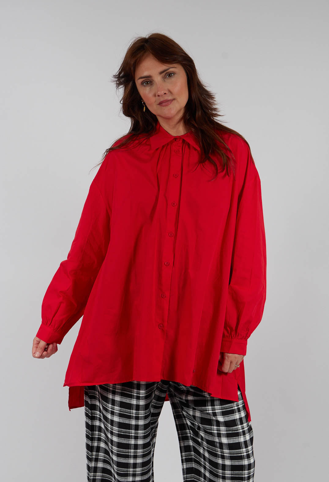 Crinkled Oversized Shirt in Blaze Red
