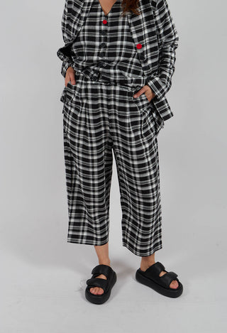 Plaid Elastic Waist Trousers in Black and White Quadro