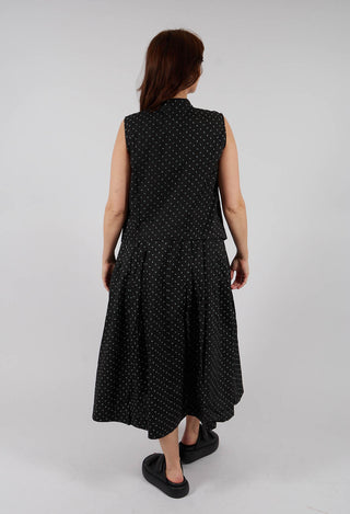 Cotton Sleeveless Pleat Midi Dress in Leaves Print