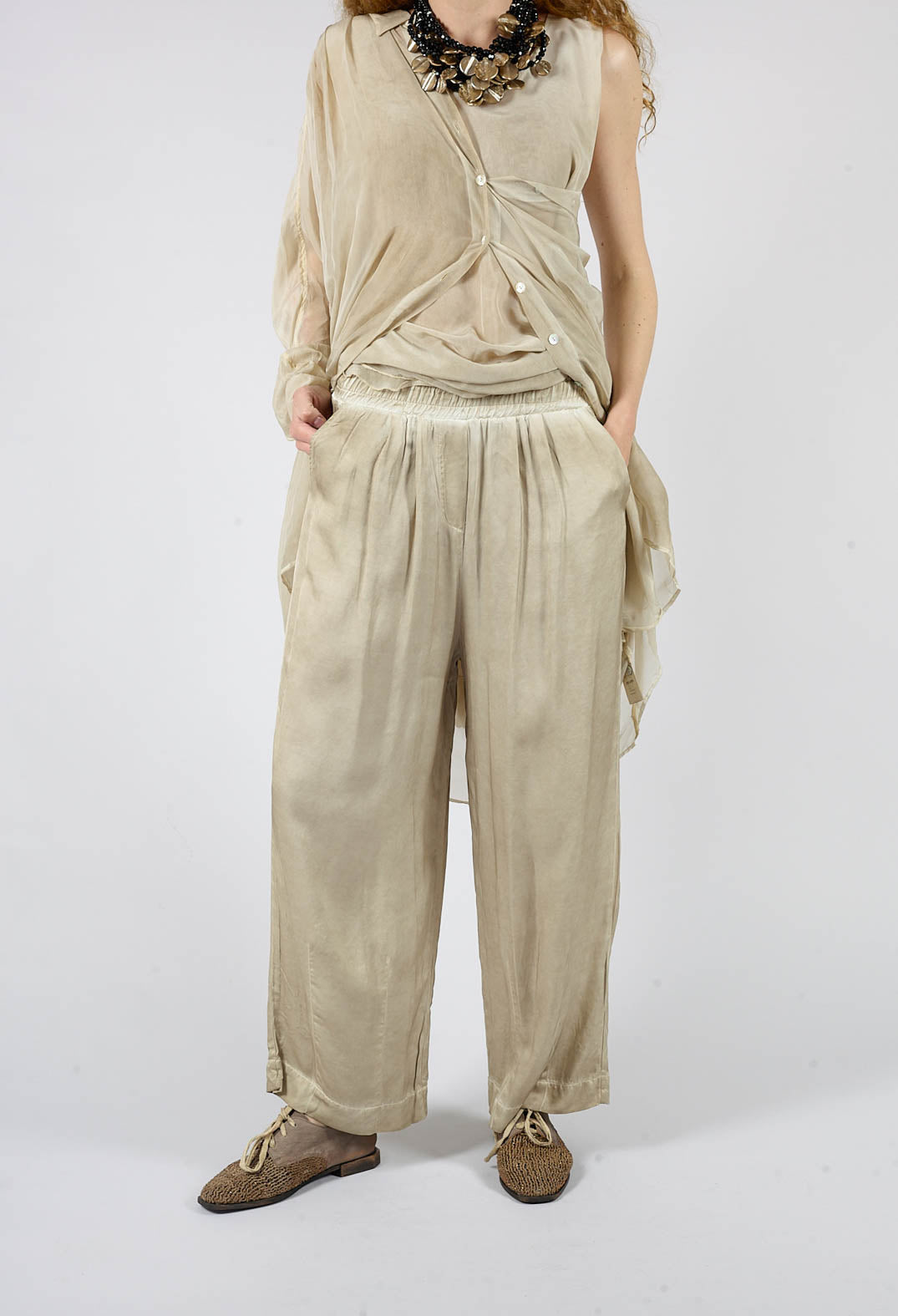 Dart Hem Trousers in Gold