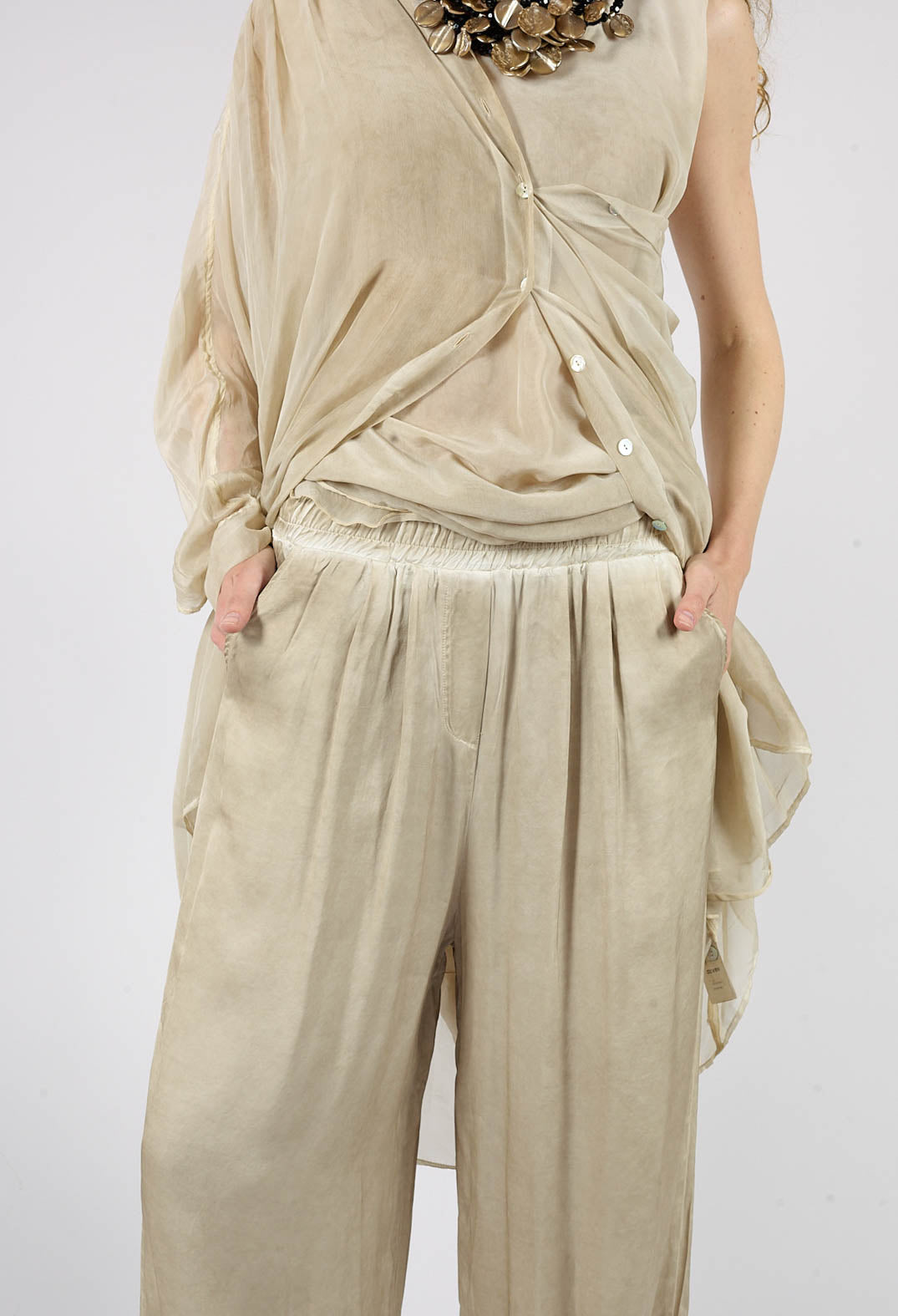 Dart Hem Trousers in Gold