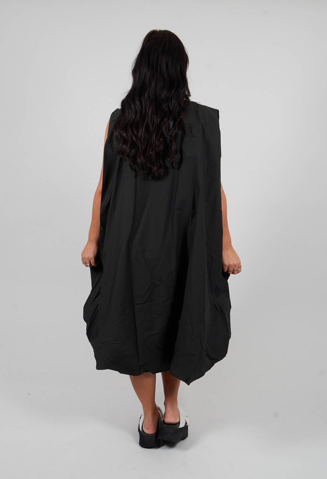 Poplin Balloon Dress in Black