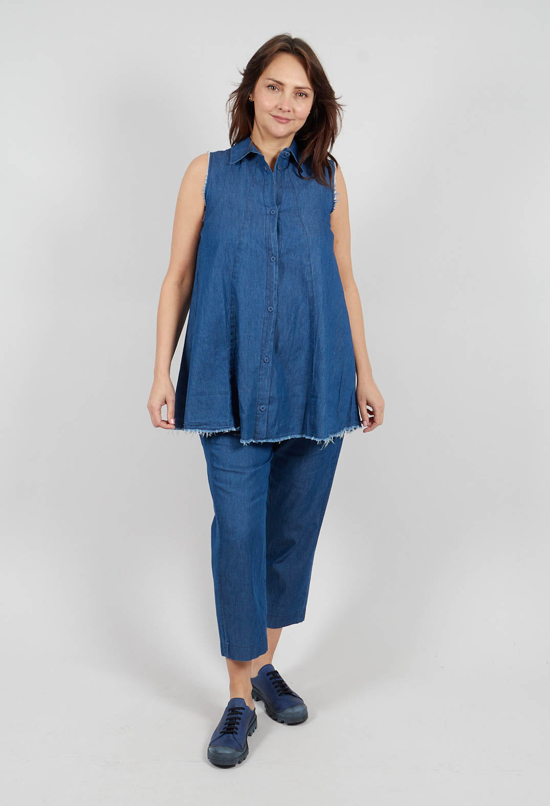 Sleeveless Vest in Indigo