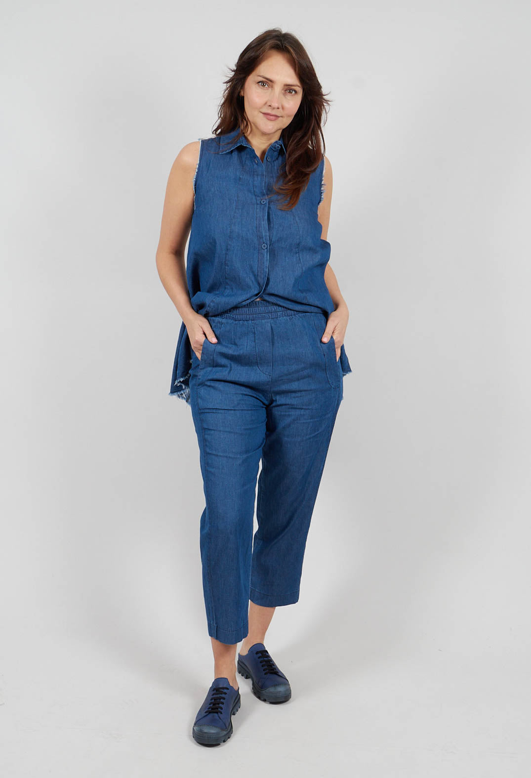 Tapered Trousers in Indigo
