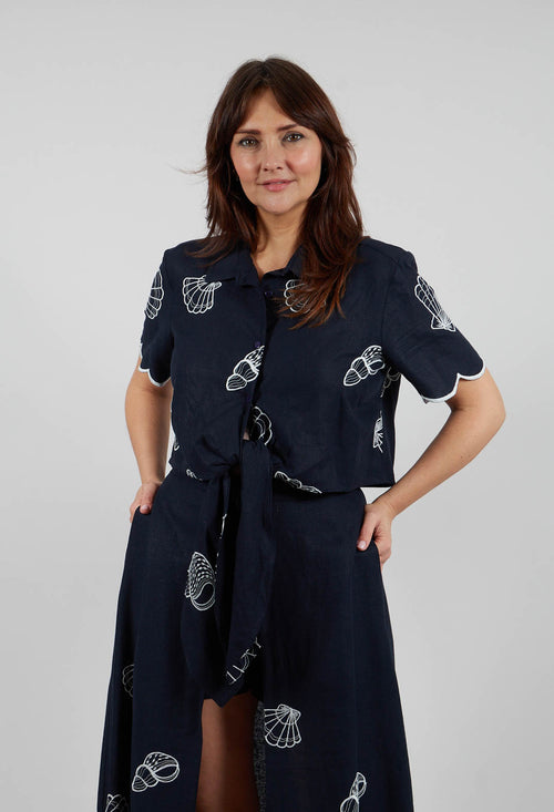 Fresia Scalloped Top in Blu