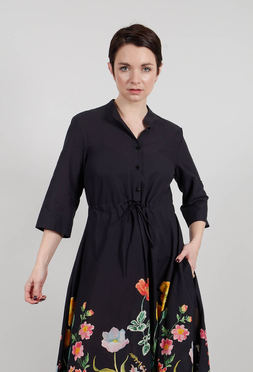 Margherita Dress in Botanico Fondo Nero