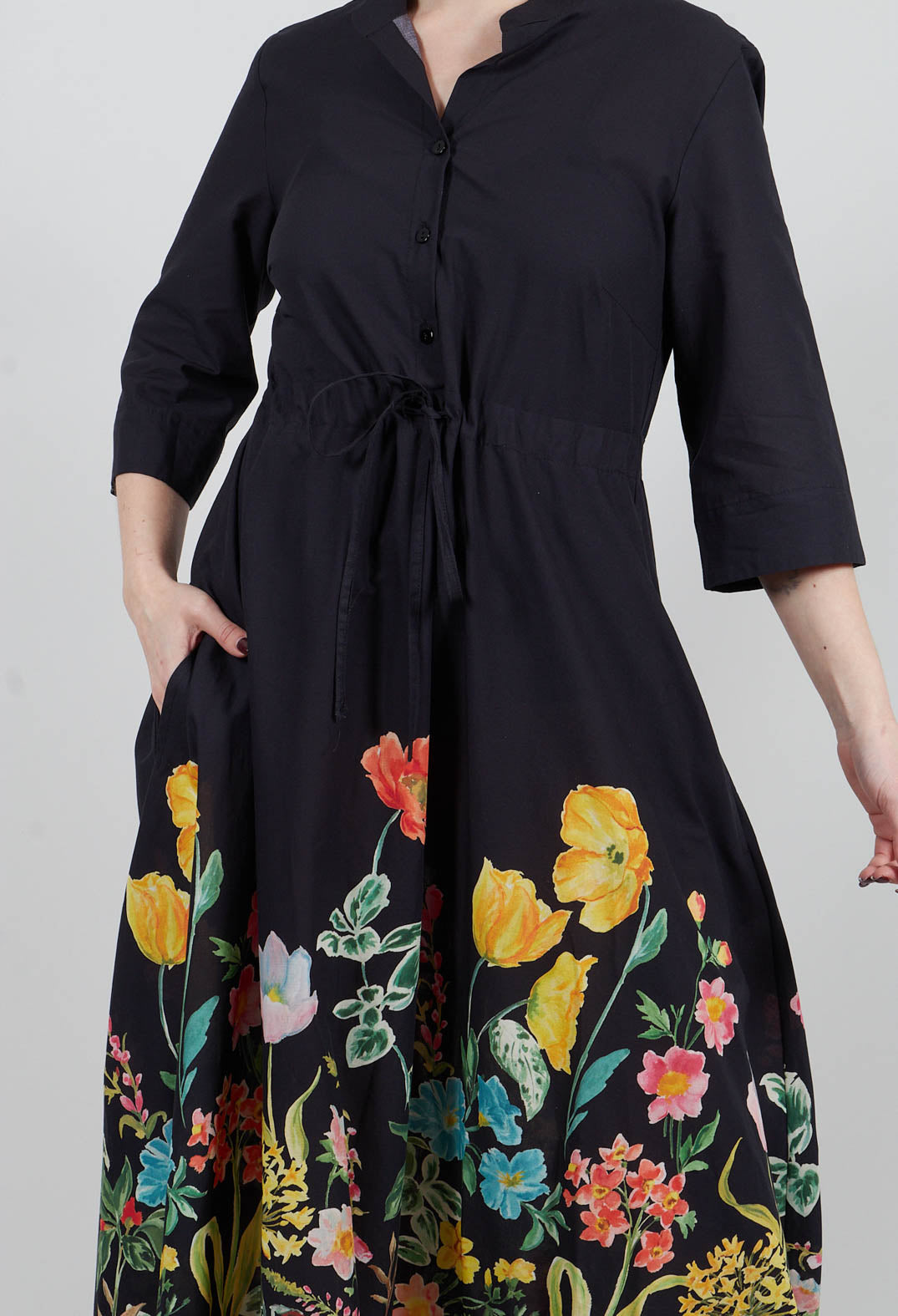 Margherita Dress in Botanico Fondo Nero