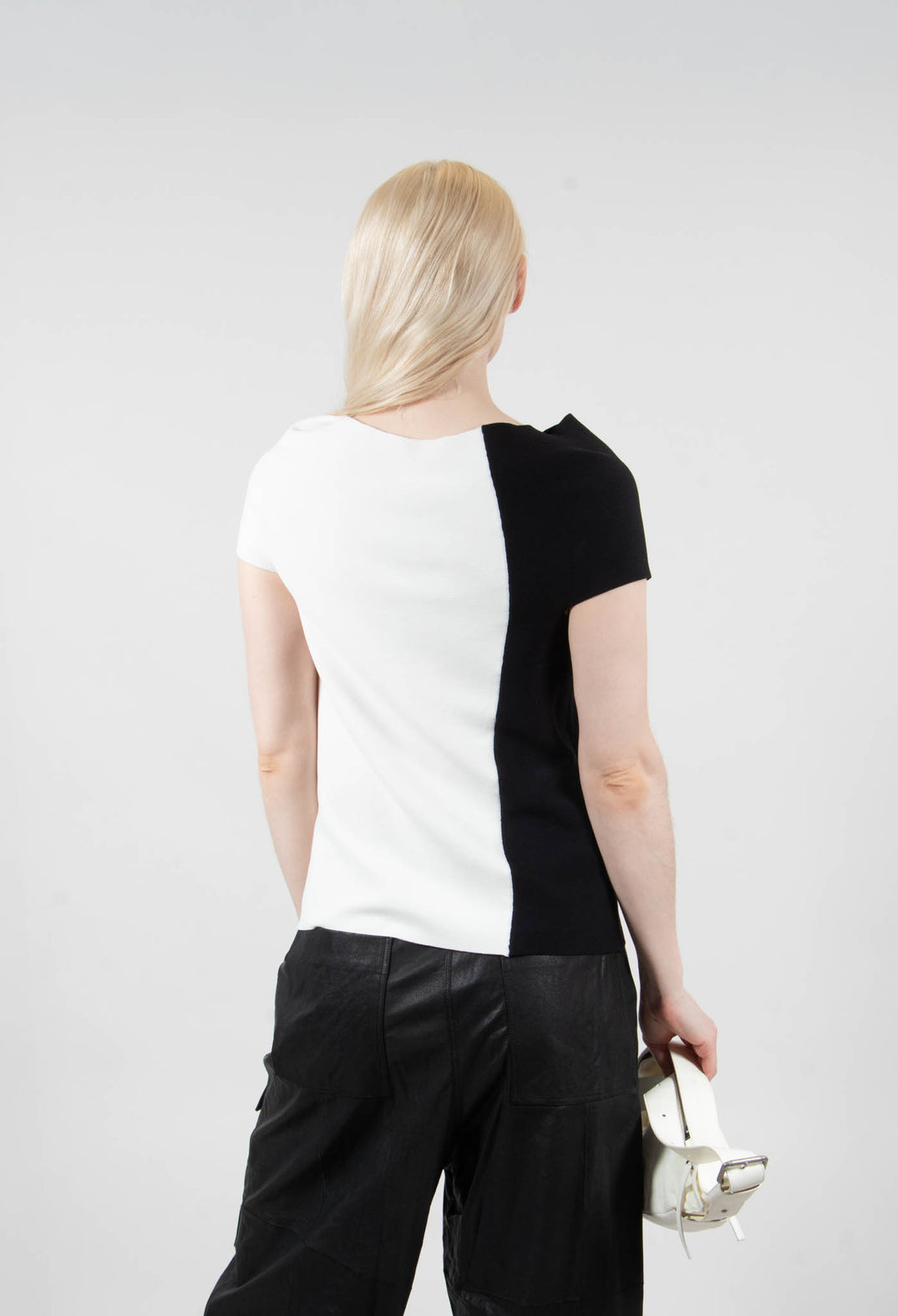 Daisy Sweater in Nero and Pomice