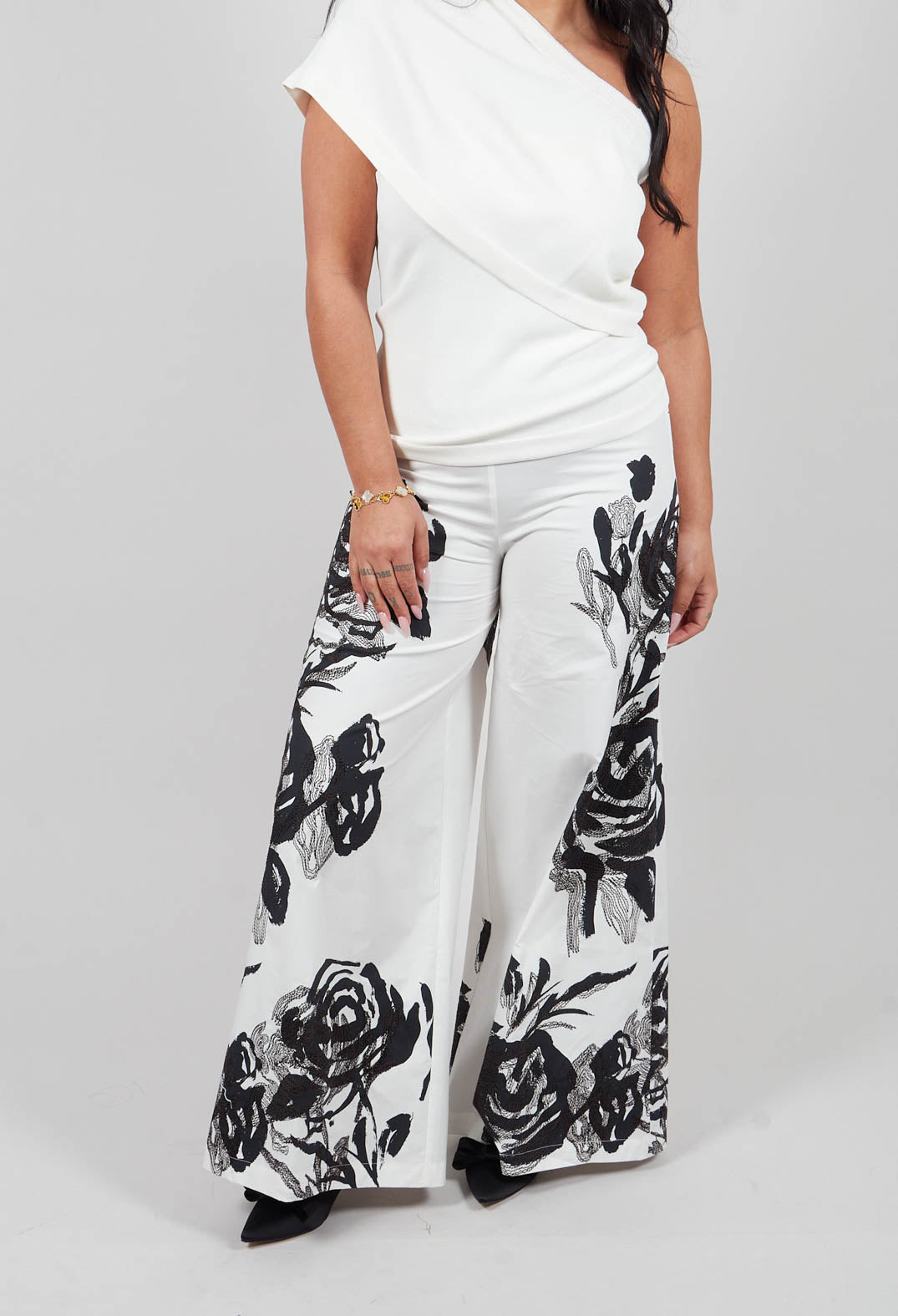 Zane Trousers in Fiore Bianco Nero