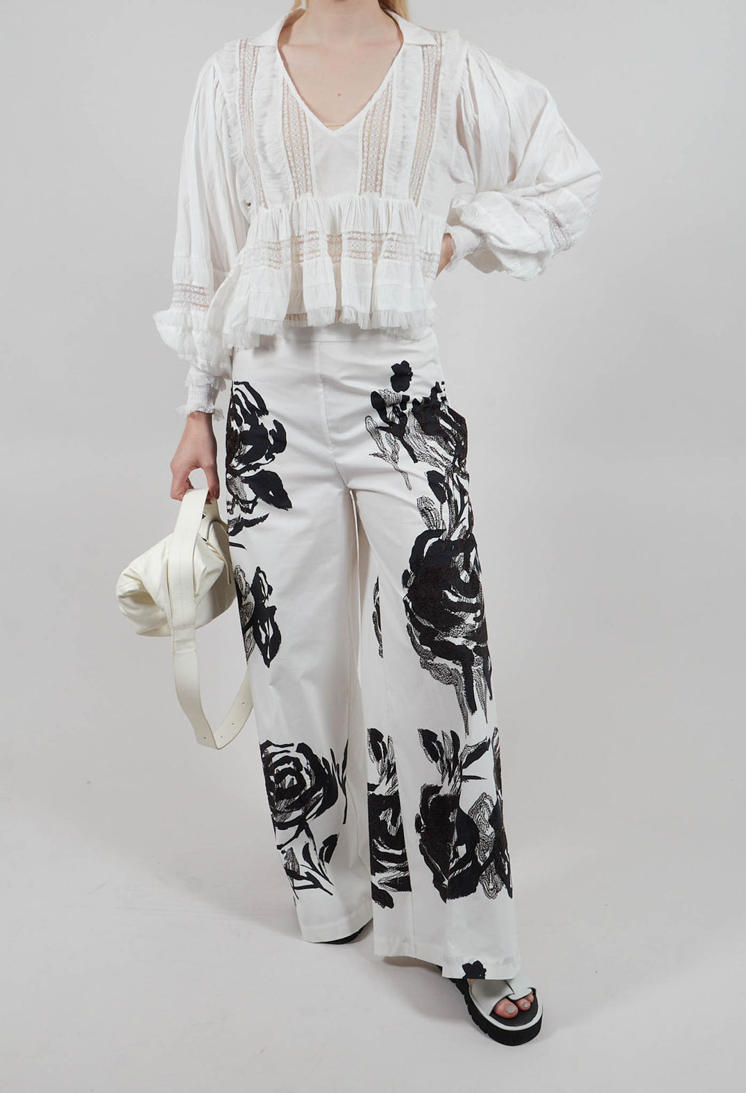 Zane Trousers in Fiore Bianco Nero