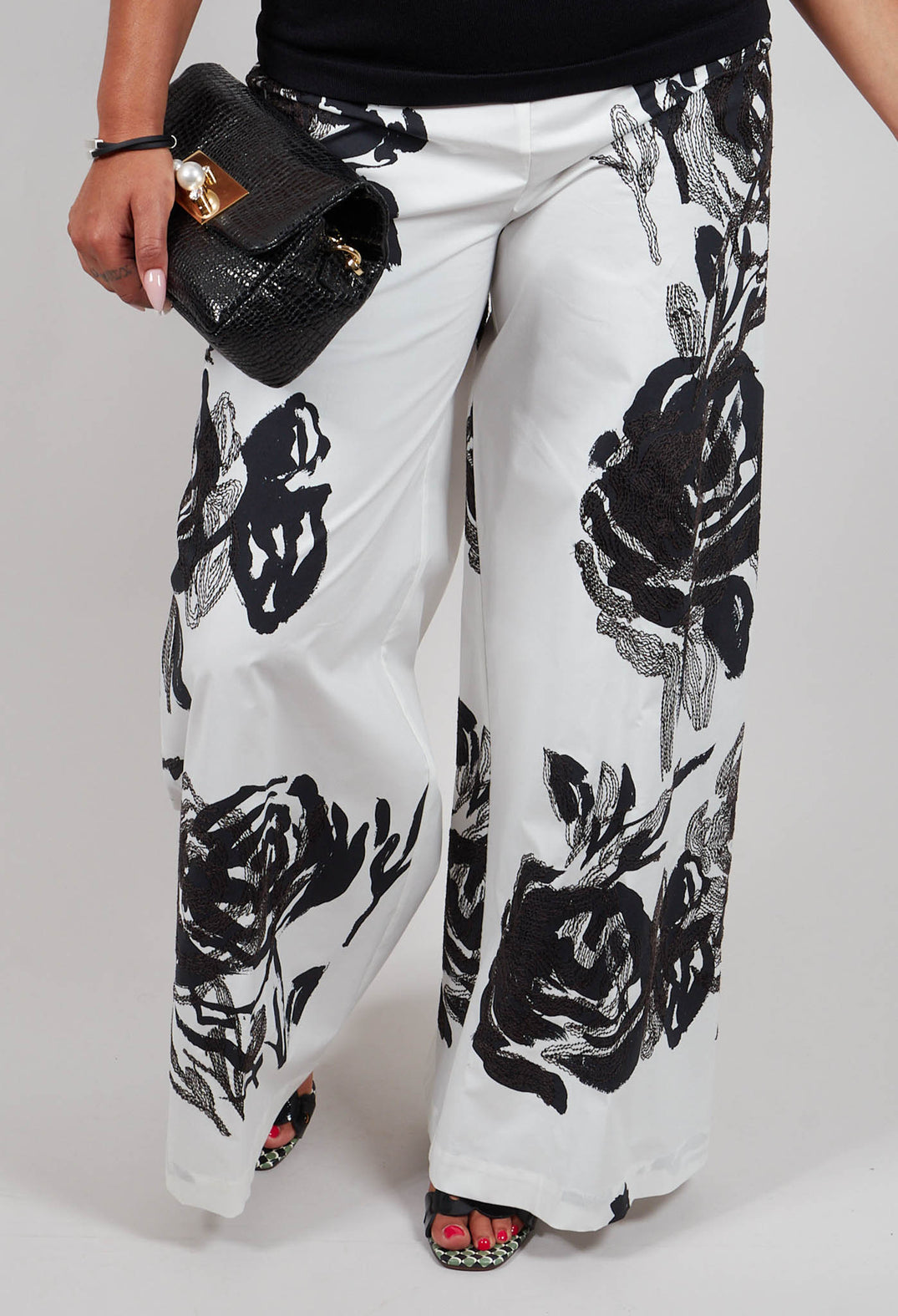Zane Trousers in Fiore Bianco Nero