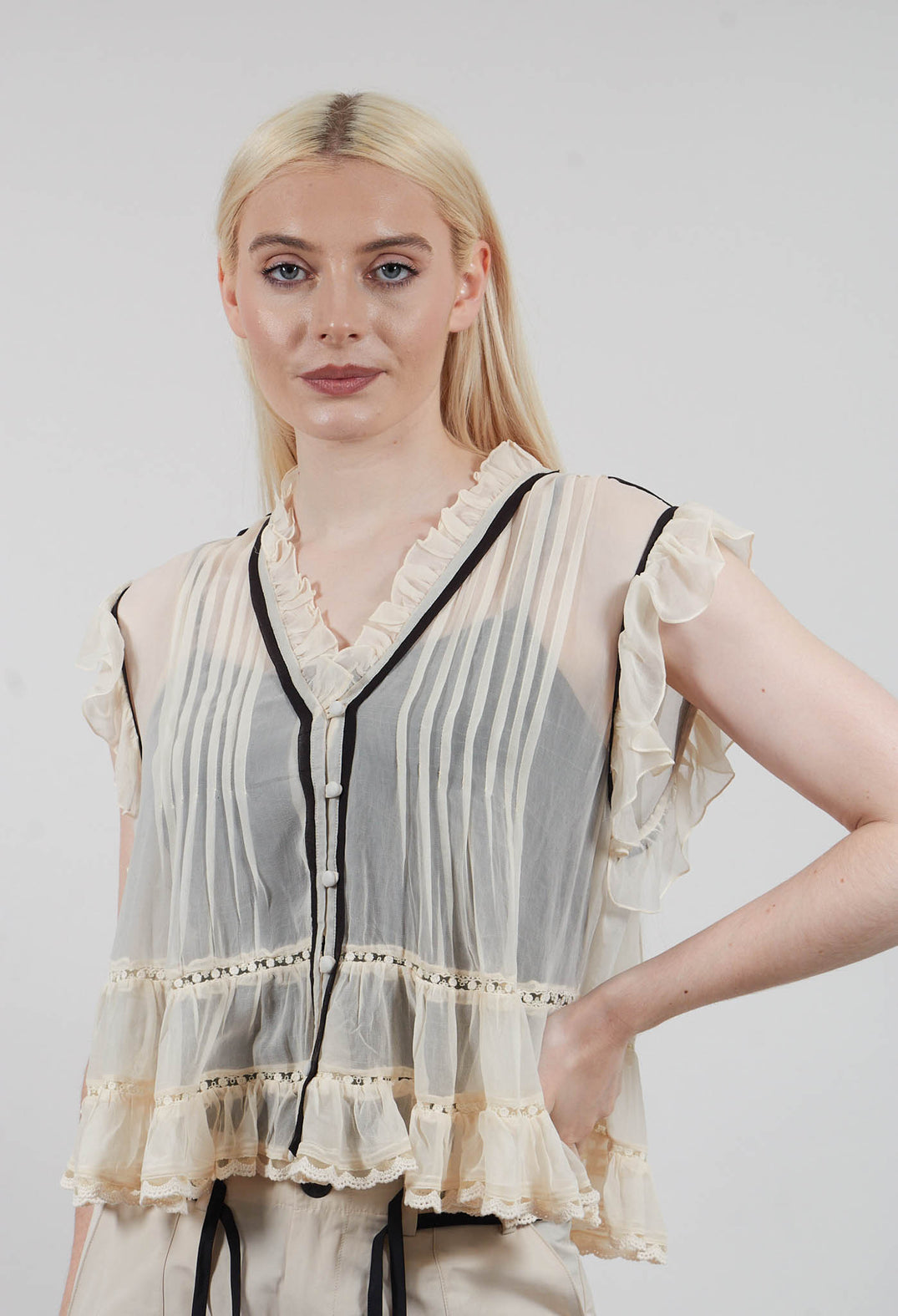 Bolly Top in Black Ecru