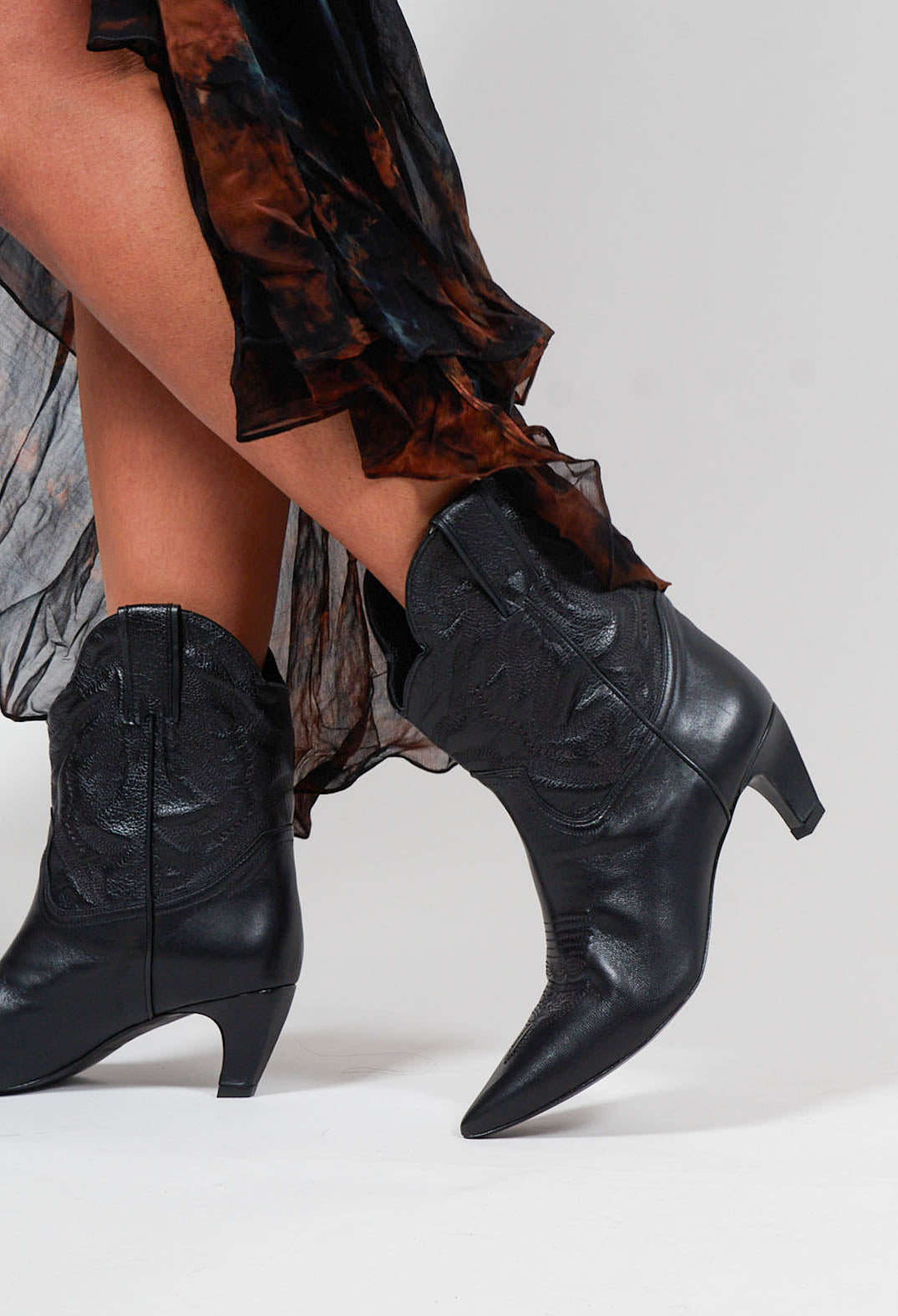 Holly Boots in Black