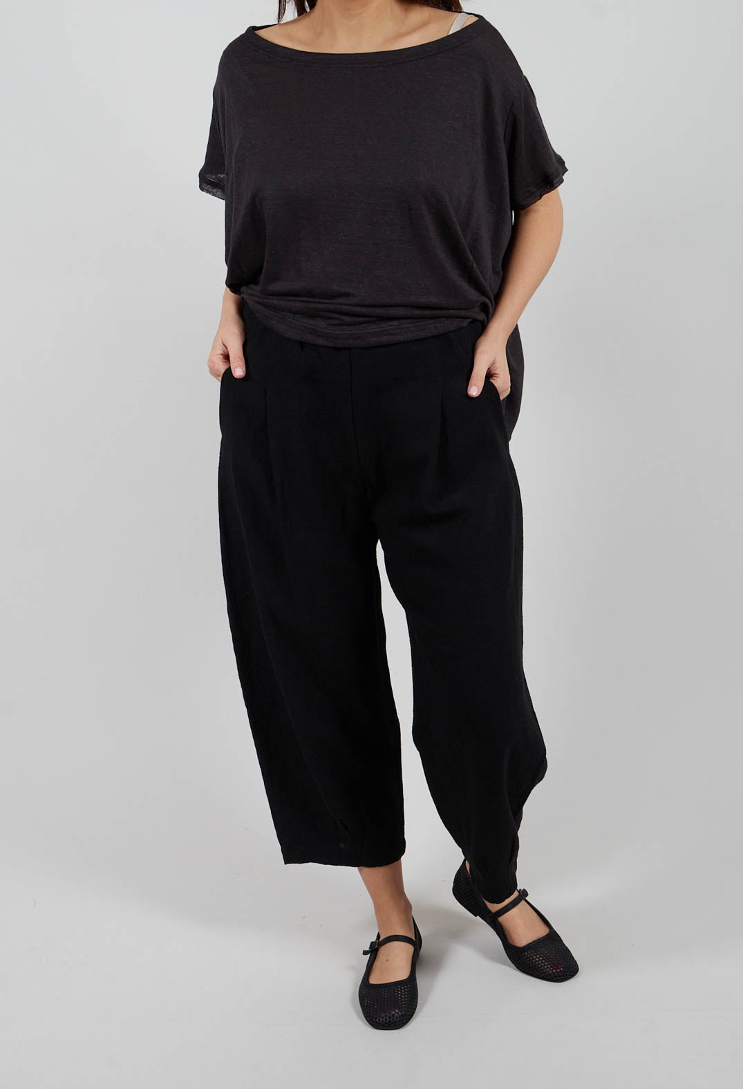Bianco O Trousers in Nero