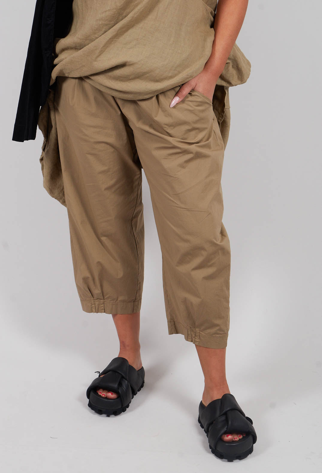 Bianco P Trousers in Cumino