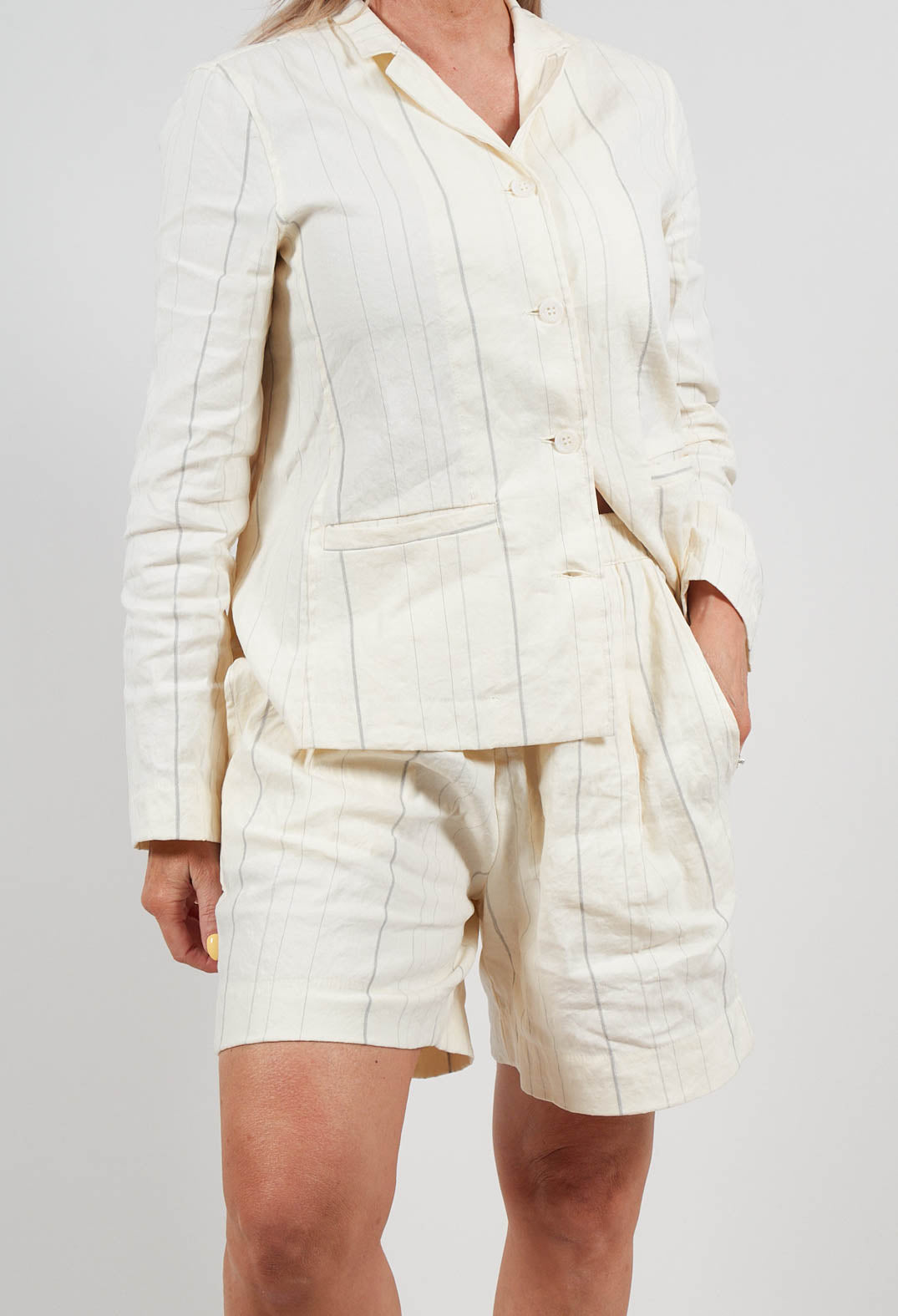 Gennaio R Shorts in Latte