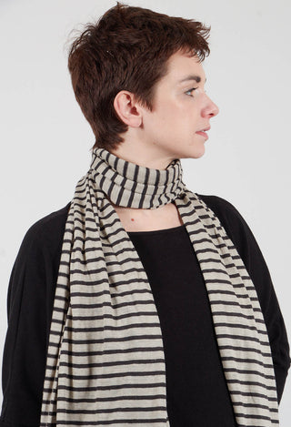 Lumpa Scarf in Antracite Thin Stripe