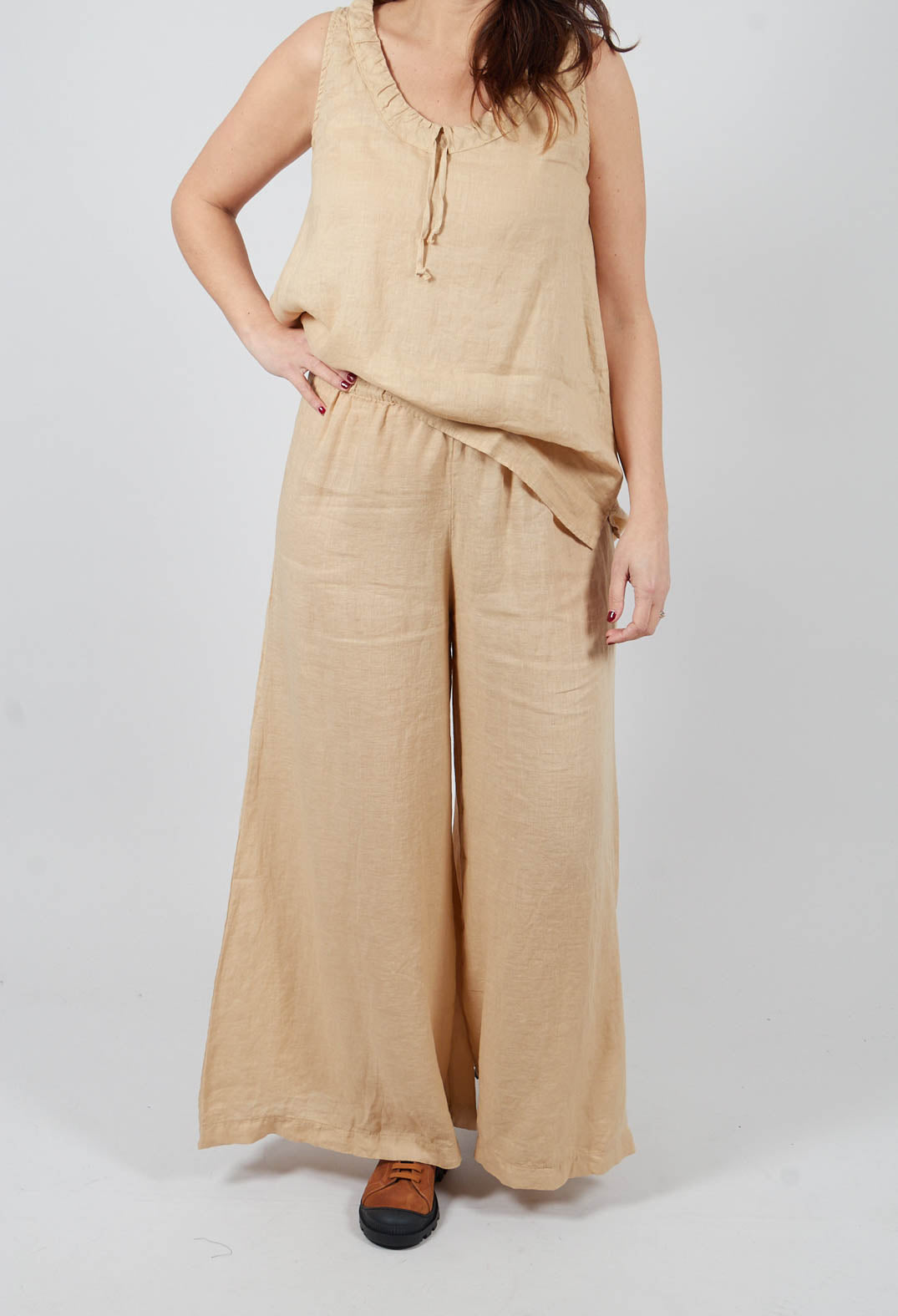 Pianeta Trousers in Grano