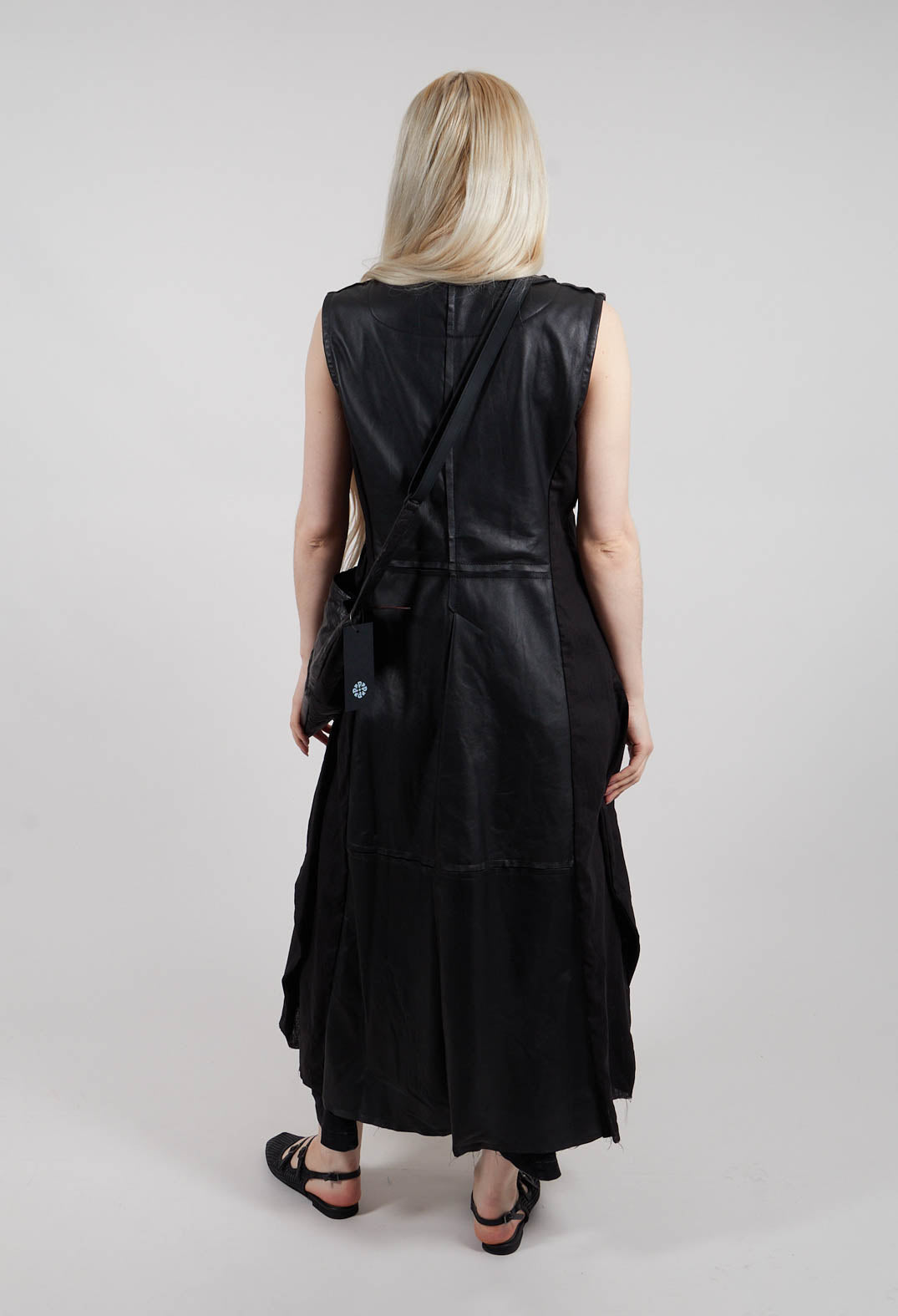 Lusetta Dress in Black