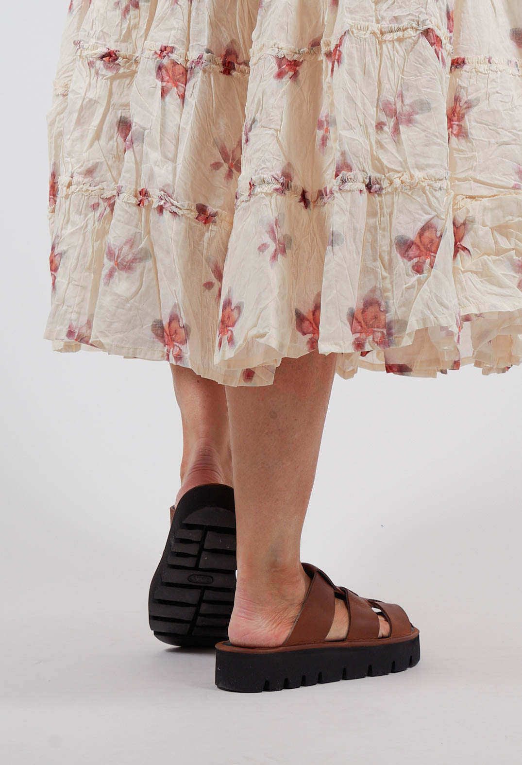 Slip On Cage Sandals in Gasoline Caramello