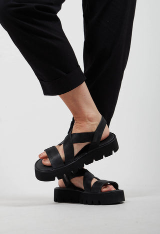 Cross Strap Sandals in Gasoline Nero
