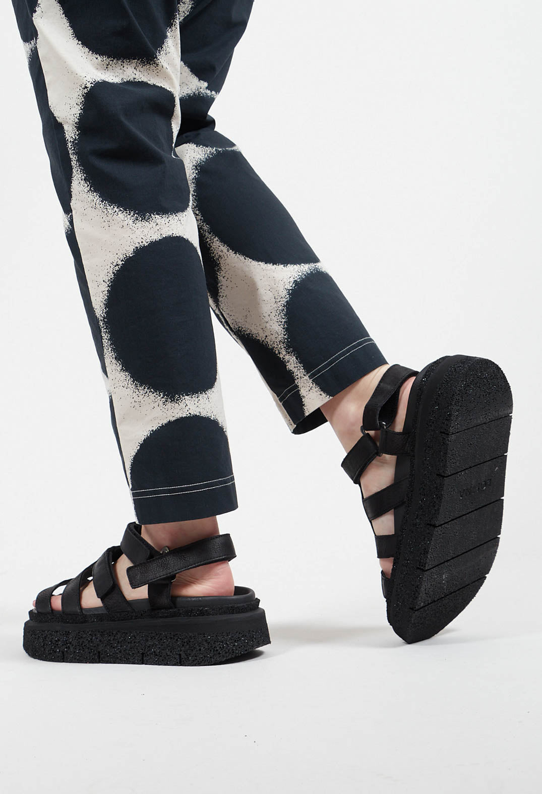 Platform Cage Sandals in Gasoline Nero