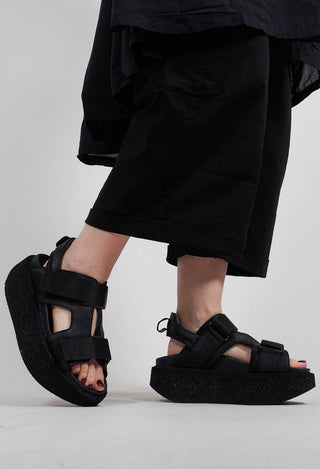 Platform Sole Sandals in Gasoline Nero
