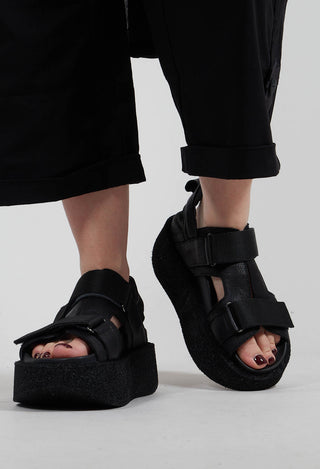 Platform Sole Sandals in Gasoline Nero