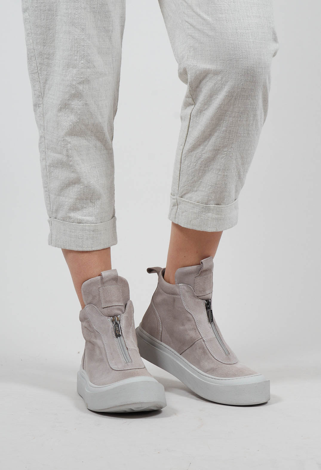Zip Front Boots in London Cincilla