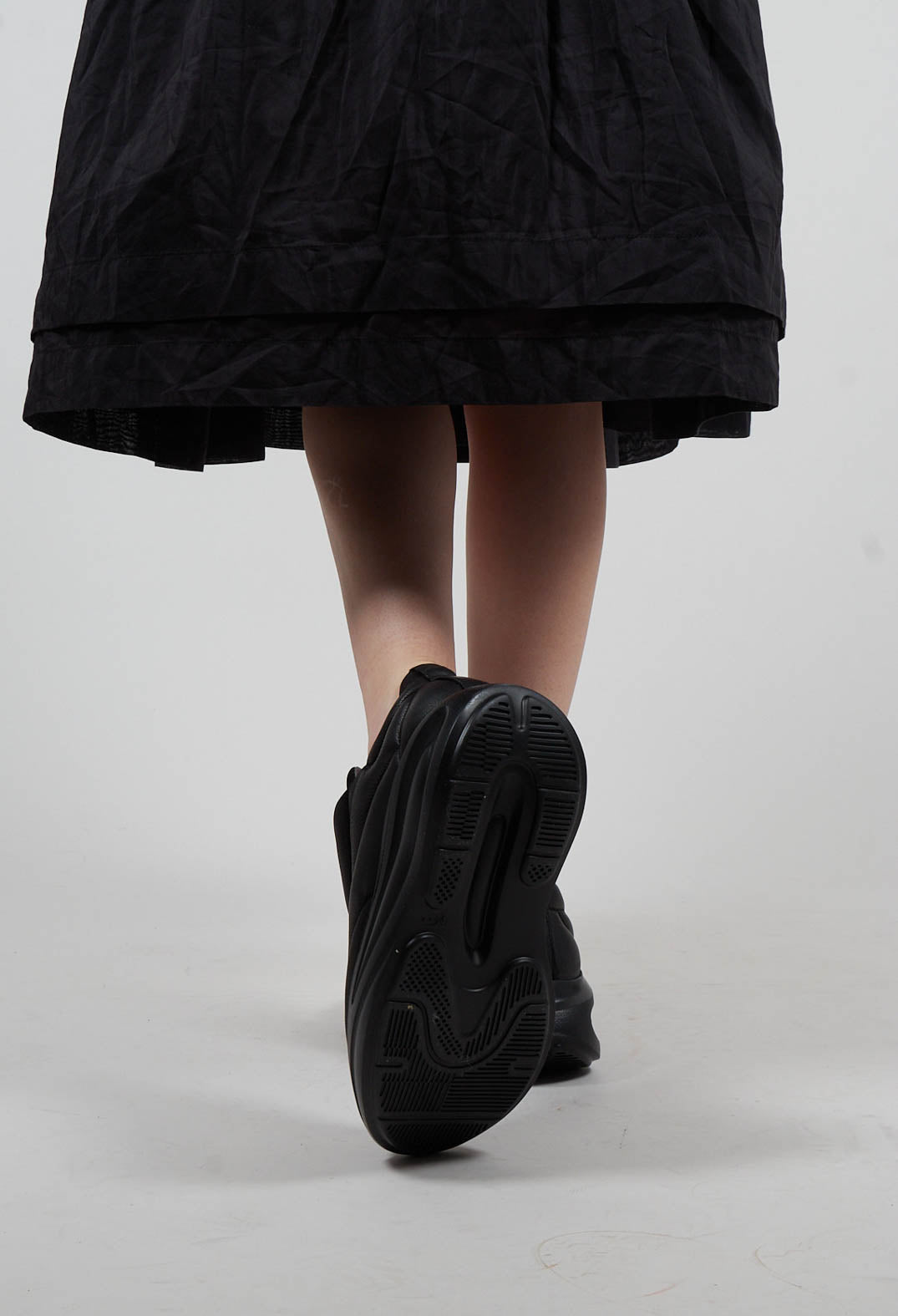 Chunky Sole Trainers in Gasoline Nero