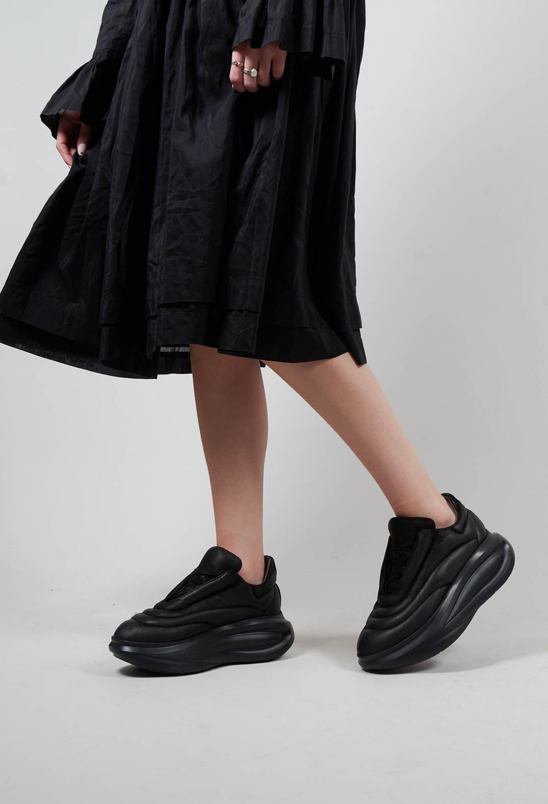 Chunky Sole Trainers in Gasoline Nero