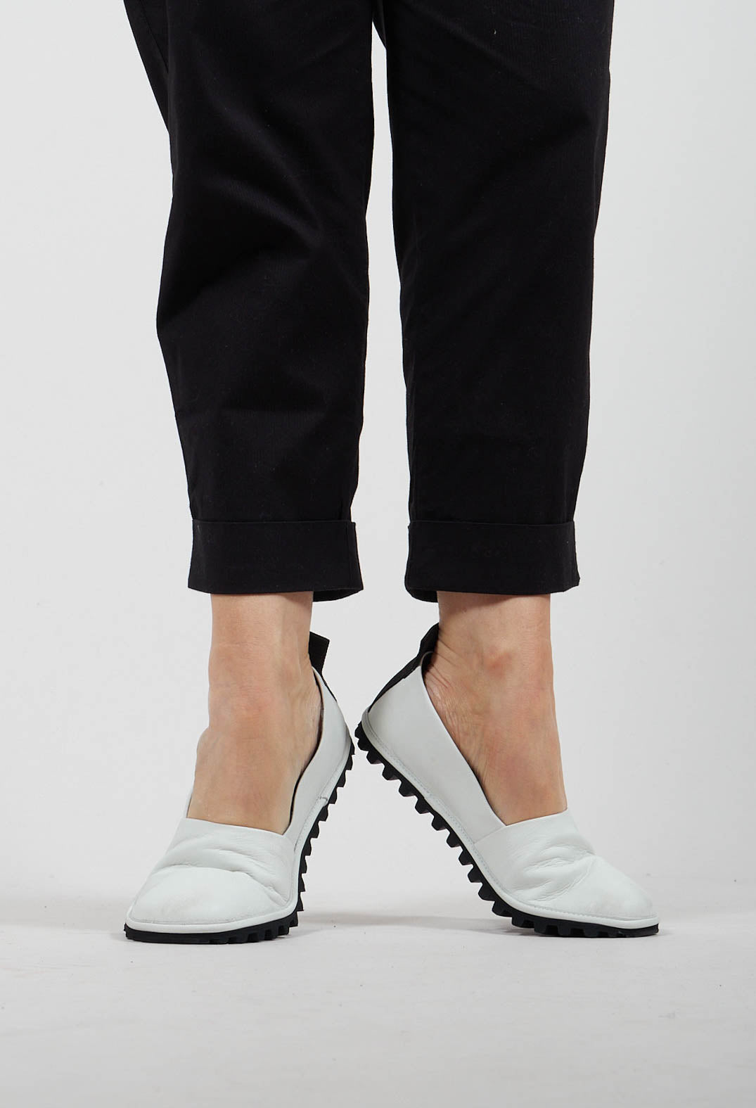 Flat Shoes in Gasoline Bianco Ottico
