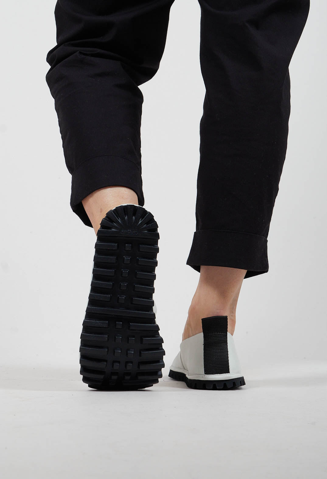 Flat Shoes in Gasoline Bianco Ottico