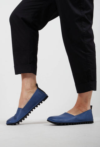 Flat Shoes in Gasoline Blu Indemoniato