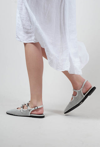 Flat Mule in Gasoline Bianco Ottico